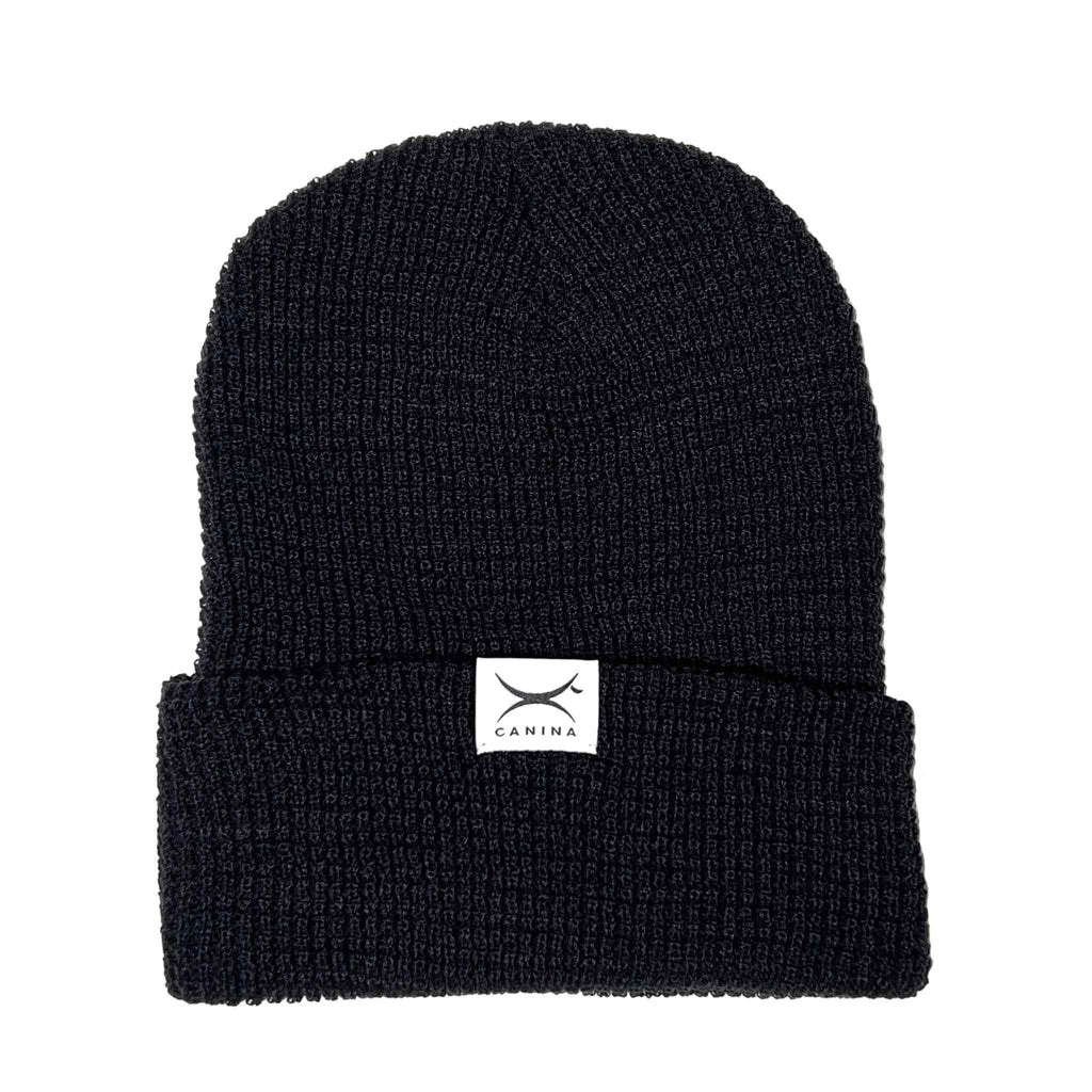 Canina waffle beanie with label in black